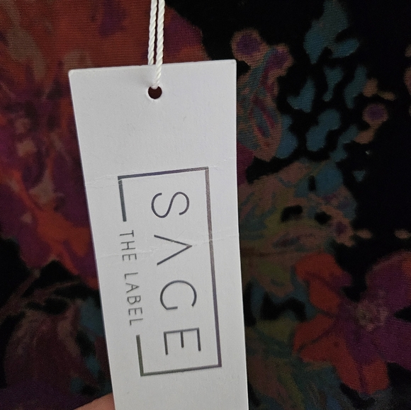 NWT sage the label colorful flower skirt - Picture 4 of 4